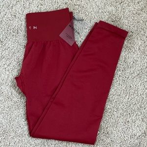 NVGTN solid seamless leggings size small NWT